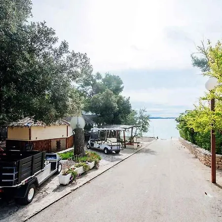 アパート In Petrcane/zadar Riviera 7842 ペトルチャネ